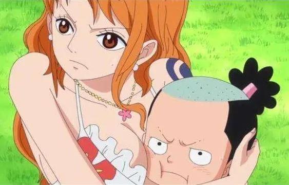 《海贼王》娜美5次被揩油，3次献给了同一个人，最后一次万人痛骂