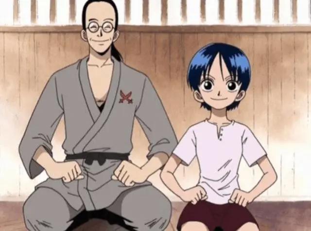 海贼王：索隆身世不简单，出身或与路飞的父亲龙有关