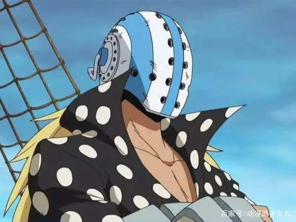 海贼王：索隆变弱了？与小人物对战被击伤，但我们都误解了索隆！