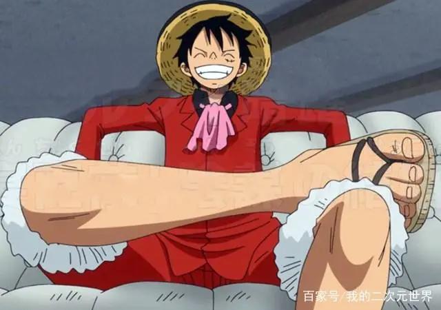 海贼王:细数路飞穿过的10套衣服,我猜你最喜欢最后一套