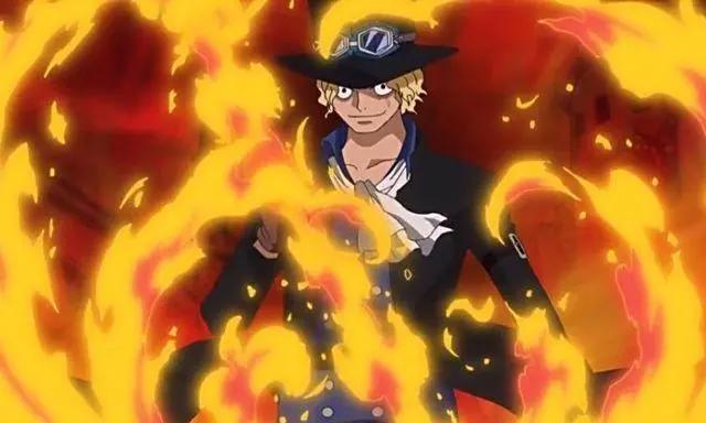 海贼王：路飞的背景有多硬？除了女帝实力最弱，其他人都赫赫有名