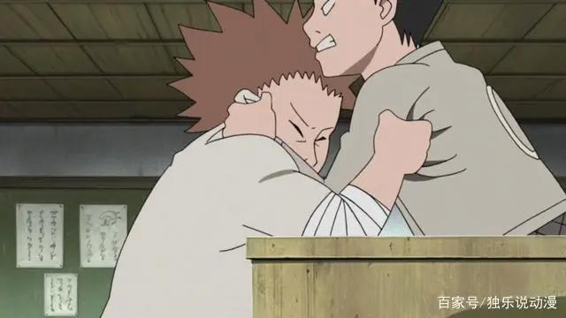 《火影忍者》：鸣人小时候被孤立，为何鹿丸会经常陪他玩？