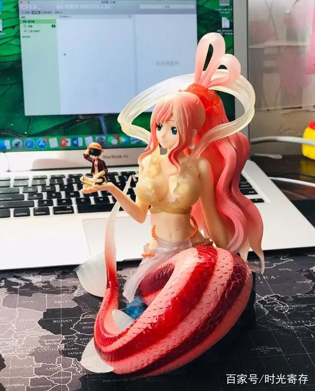 动漫手办：海贼王中鱼人国公主白星就是美人鱼中的小萌娘