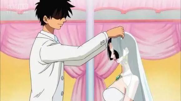 海贼王CP组合，香美组官配，索香组呼声高，路飞的却……