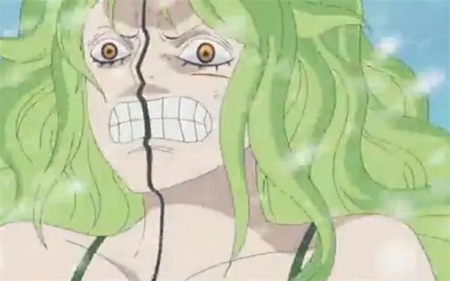 海贼王中索隆不同于香吉士，不会对女人手下留情，看这几个女人