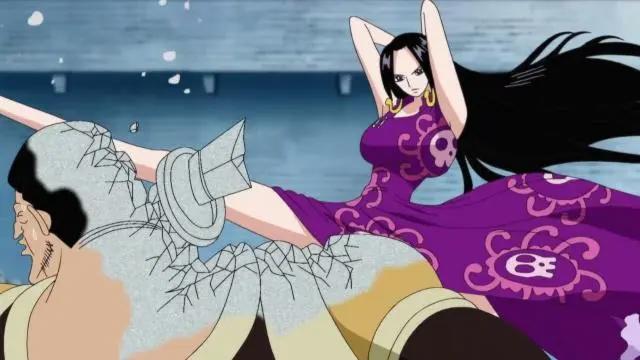 海贼王：乌索普一句话回应，女帝还能被称之为世界第一美女吗？