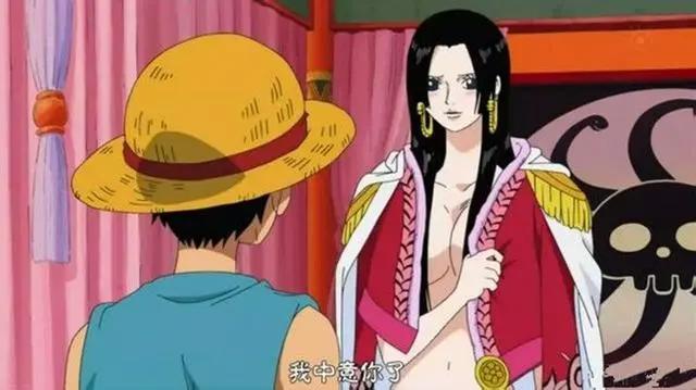 海贼王：心地善良的路飞用如海的胸怀，折服了女帝波雅·汉库克！