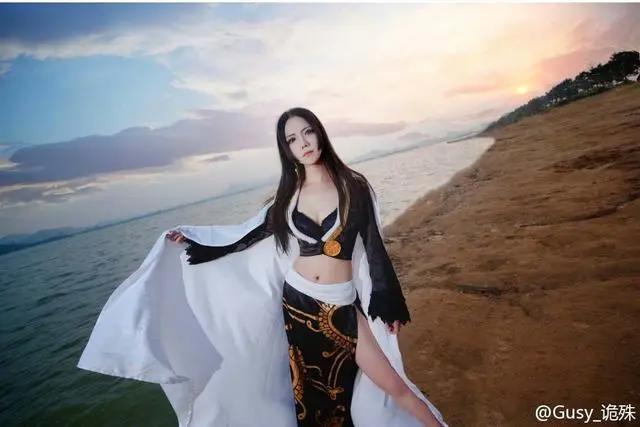 荒岛-海贼王女帝波雅·汉库克Cosplay角色扮演写真摄影图片