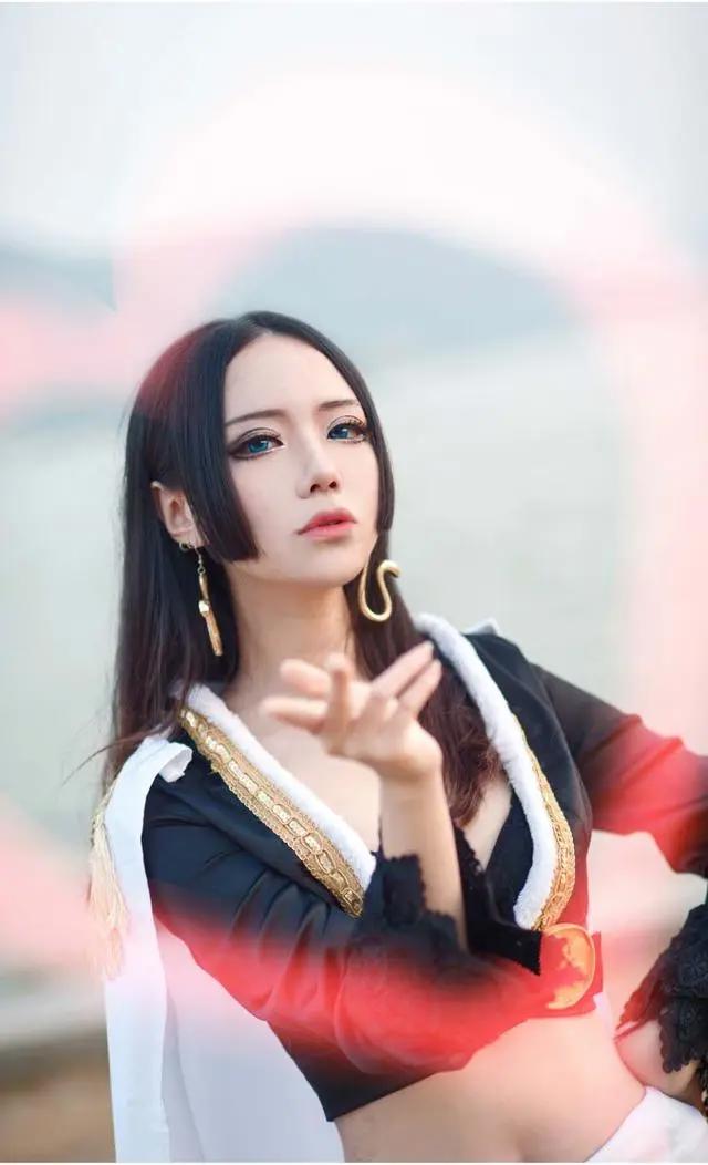 荒岛-海贼王女帝波雅·汉库克Cosplay角色扮演写真摄影图片