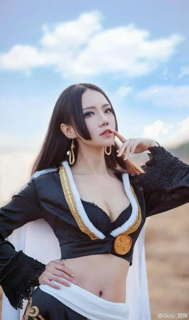 荒岛-海贼王女帝波雅·汉库克Cosplay角色扮演写真摄影图片