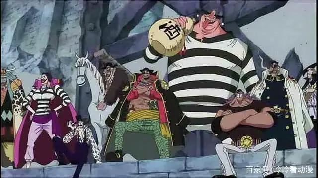 海贼王：黑胡子如何从一个船员登上四皇宝座的，莫非全靠捡漏？