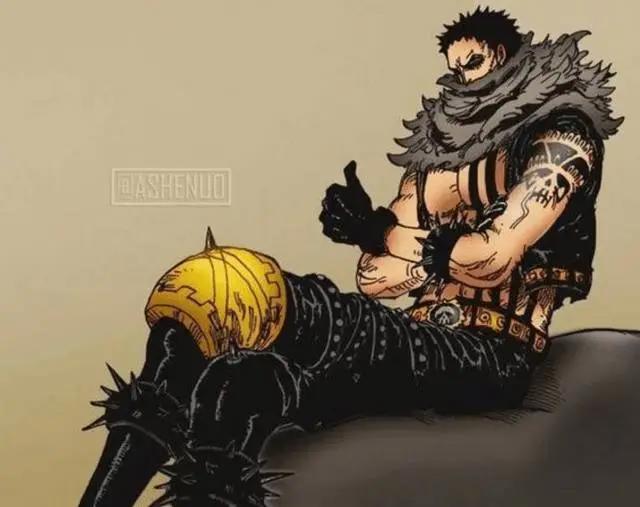 海贼王大妈四大核心干部，斯慕吉非最弱，有个还没出场就被干掉了