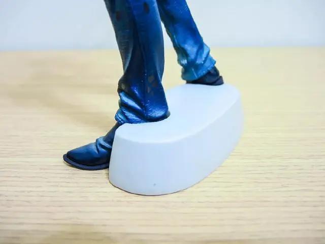 海贼王特拉法尔加·罗手办欣赏