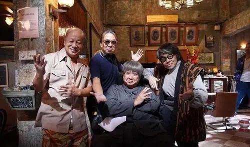 泰迪罗宾曾被称小个子大能量，今75岁地位无人能比
