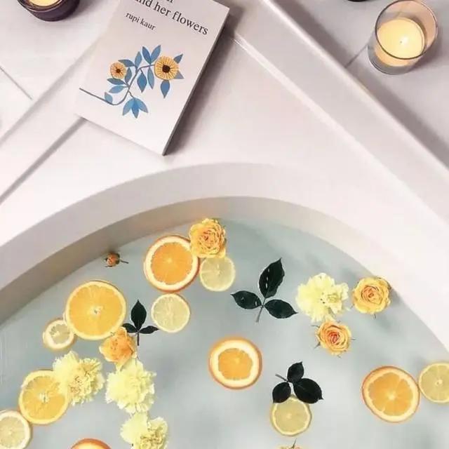 动漫插画，20张高清的图片，拿去做空间背景图吧！