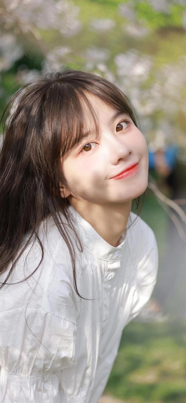 今日份全面屏壁纸系列，动漫少女系列