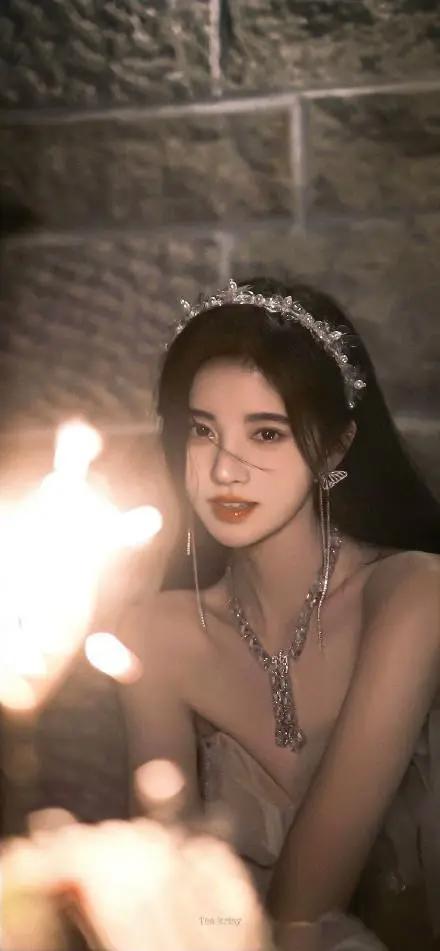 今日份全面屏壁纸系列，动漫少女系列