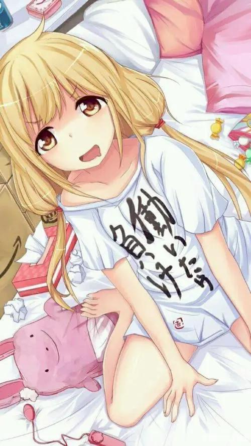 “高清动漫女生壁纸”