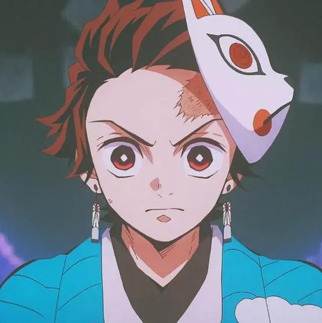 二次元动漫男女生头像：要么庸俗，要么孤独