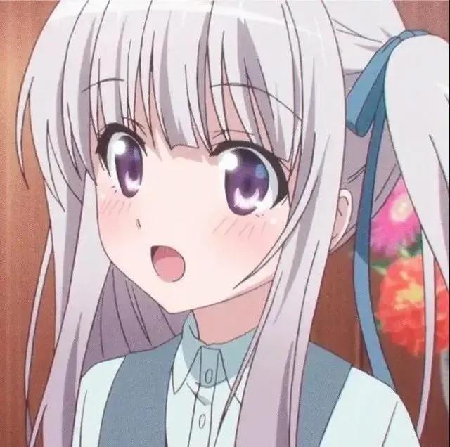 二次元动漫男女生头像：要么庸俗，要么孤独