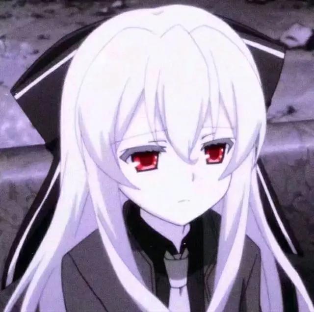 动漫头像：生活处处充满二次元