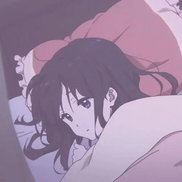 动漫头像：悲伤女头