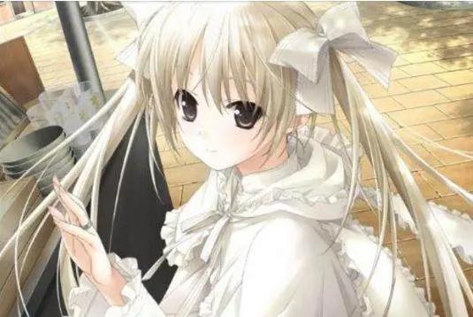 动漫中的5位绝世美女！女帝也只能排第3！第一是男人的梦中情人