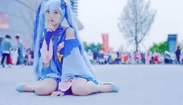 二次元领域的失控与乱象丛生，是谁让这个领域逐渐迷失？