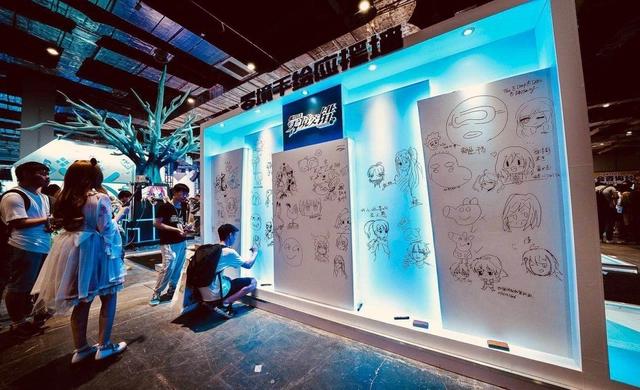 新一代二次元爱好者占据漫展，老一代二次元已经逐渐变为“社畜”