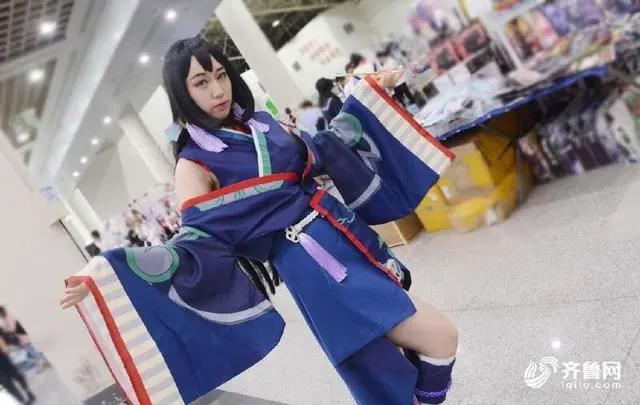 动漫、COSPLAY、美女不能少！济南漫展上二次元吸睛