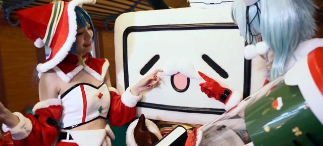 鬼灭无限列车现身广州，美女COSER带你游BW展，二次元福利满满