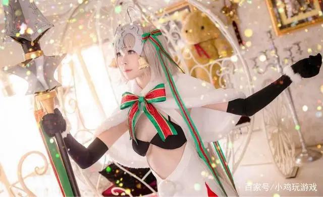 二次元美女圣诞贞德Cosplay