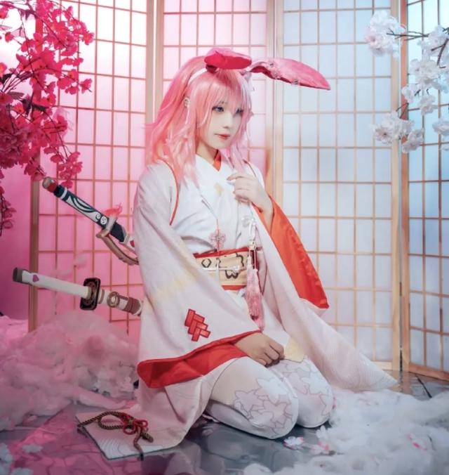 《崩坏学园》八重樱COS，美女小姐姐的星星腿，全是神秘的小心思