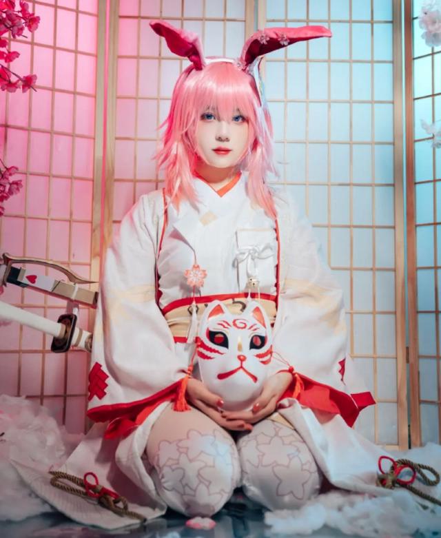 《崩坏学园》八重樱COS,美女小姐姐的星星腿,全是神秘的小心思