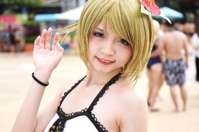 宅男福音：COSPLAY比基尼小姐姐夏日清凉大放送