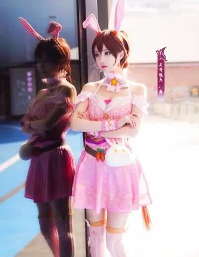 二次元cos:高中生完美cos小兰,漫画腿神还原,宝儿姐呆萌可爱