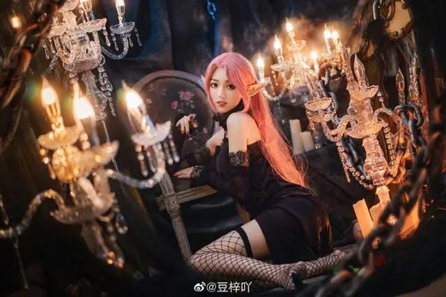 「优妹子」第2期一位酷爱二次元“不务正业”的空姐coser