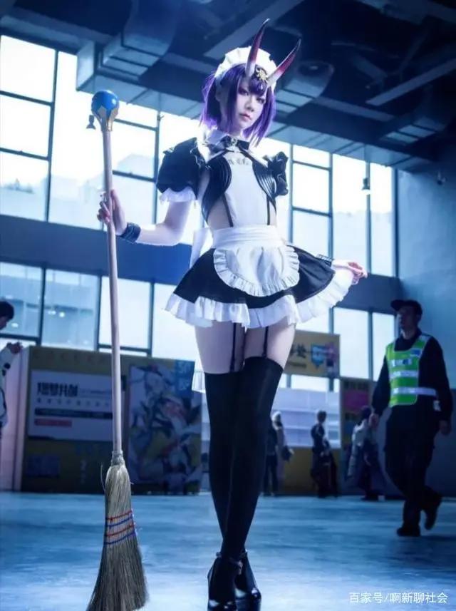 二次元鬼族萌妹女仆装,妖异的美感