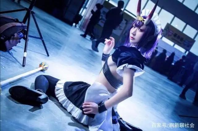 二次元鬼族萌妹女仆装，妖异的美感