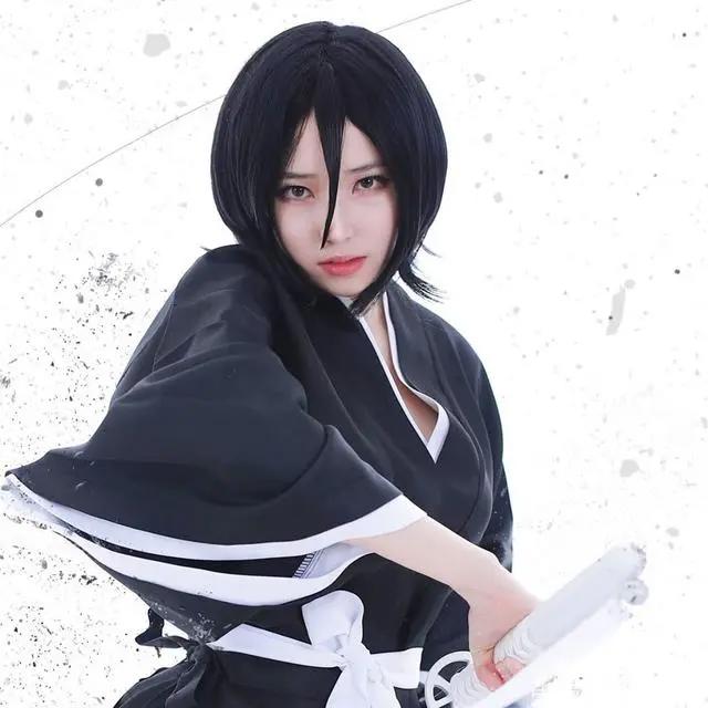 韩国人气网美的Bambi，Cos还原二次元美女绝美身材