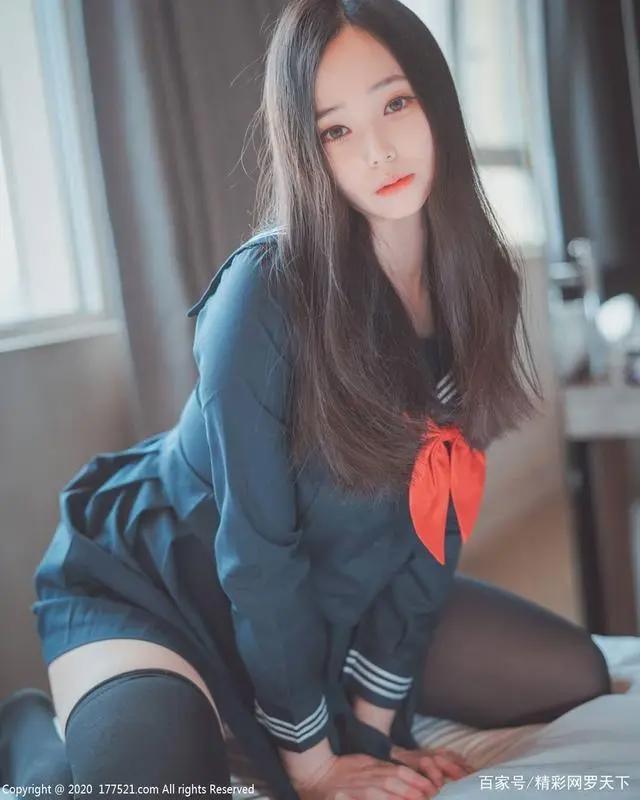 韩国人气网美的Bambi，Cos还原二次元美女绝美身材