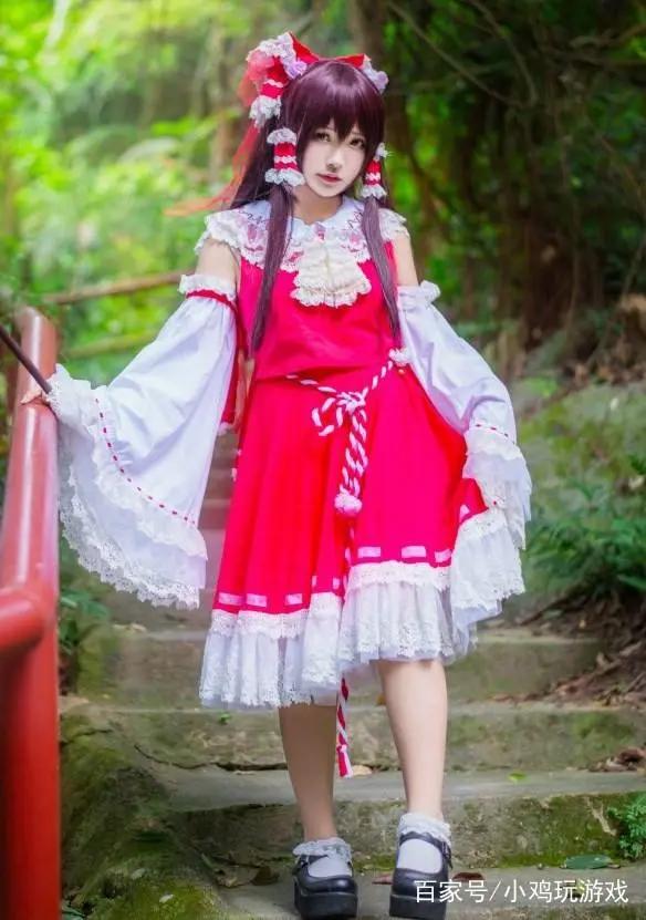二次元美女Cosplay东方博丽灵梦