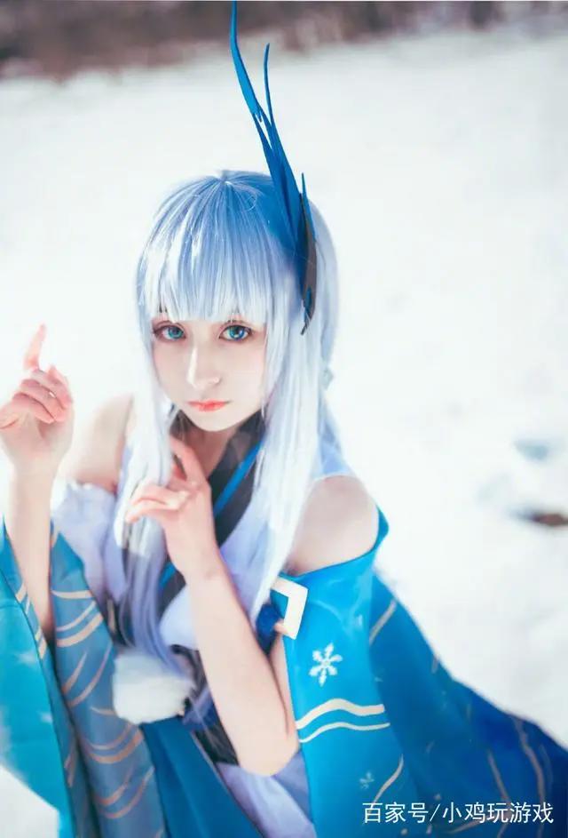二次元白发蓝衣美女cosplay阴阳师雪女