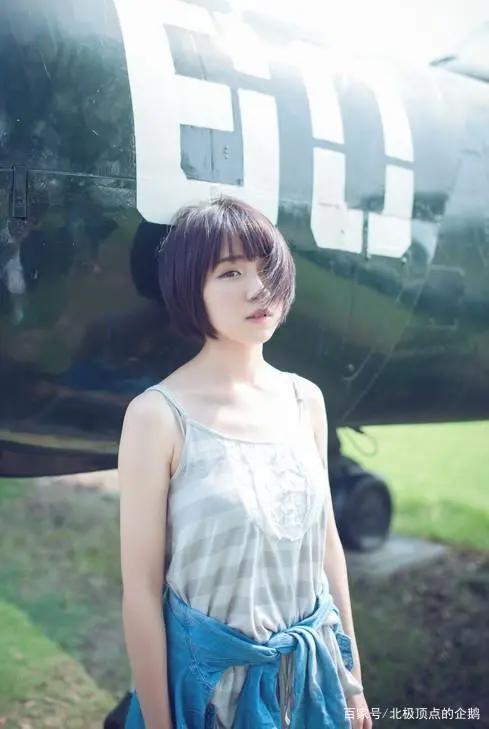 二次元少女，梦幻般的感觉