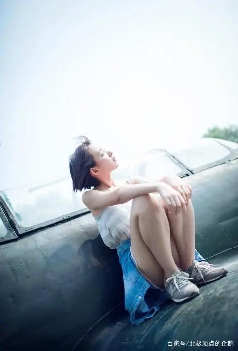 二次元少女，梦幻般的感觉