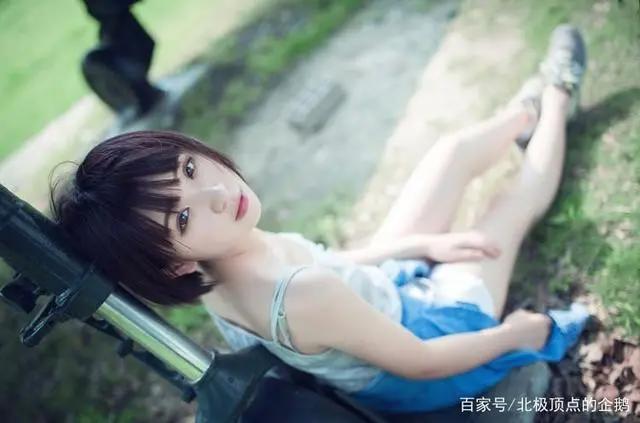 二次元少女，梦幻般的感觉