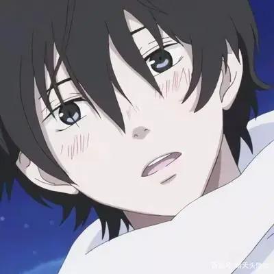 动漫男生头像，世间任何景象都不及你耀眼