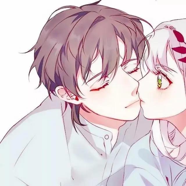 超甜二次元动漫情头：因为你，我的心脏总是忙个不停