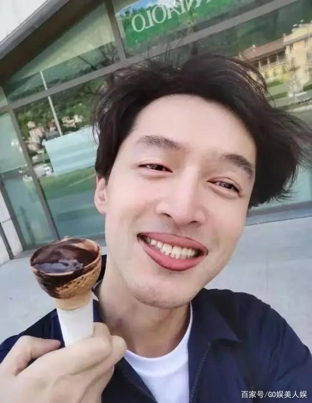 终于开始直视自己的美貌？胡歌漫画新头像引起跟风热潮