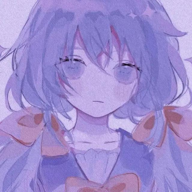 动漫女头像｜降温了好冷好想穿男朋友的衣服